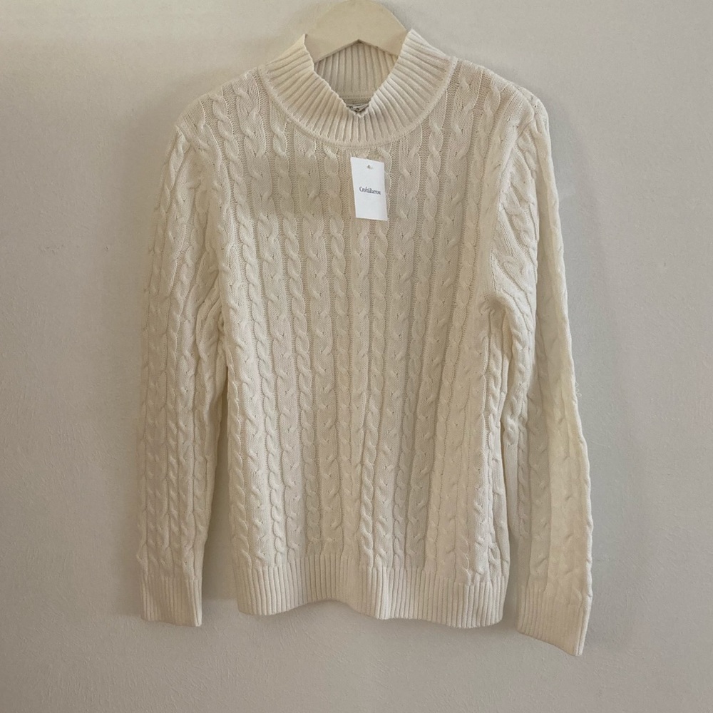 🌟NWT White Classic Cable Mock Turtleneck Sweater